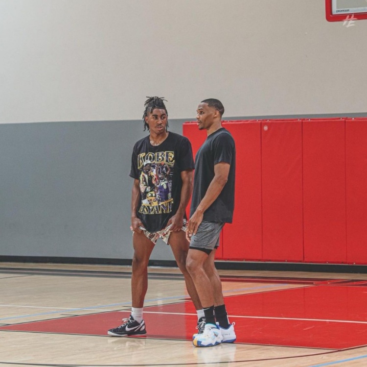 临时授权的 临时授权的