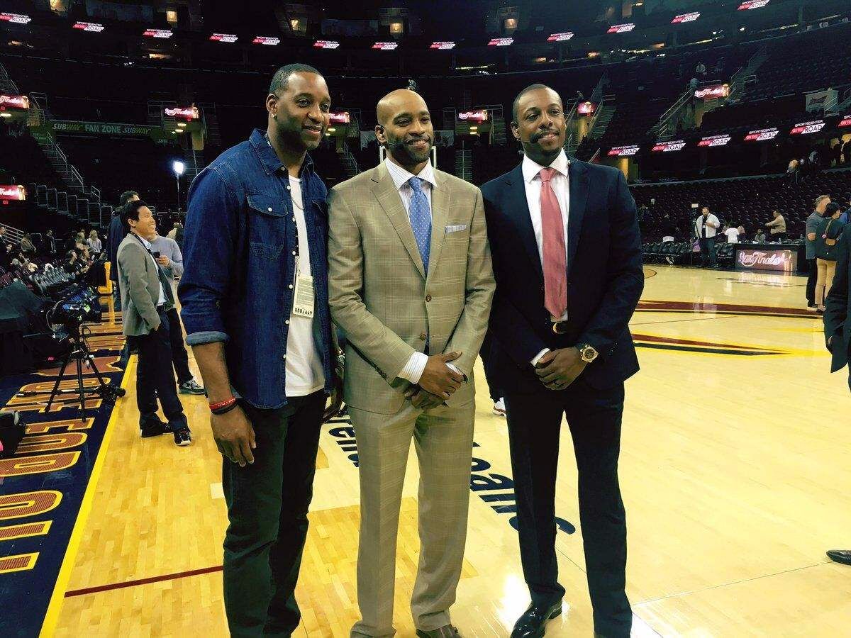 前场篮板 前场篮板